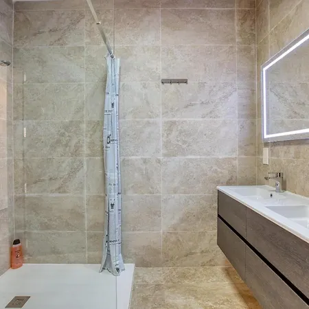 Modern 2br With Stunning Sea Views In Gozo By 360 Estates